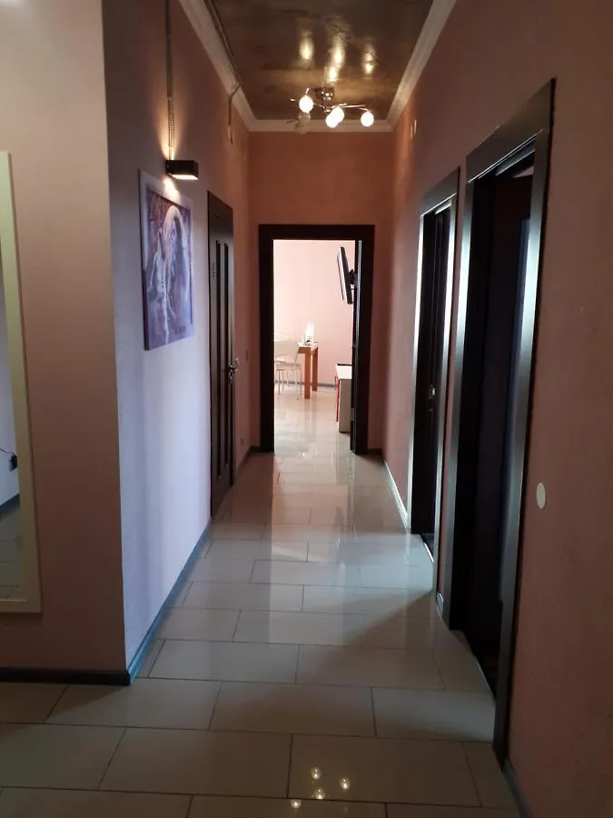 קייב Apartment Na Antonovicha 72