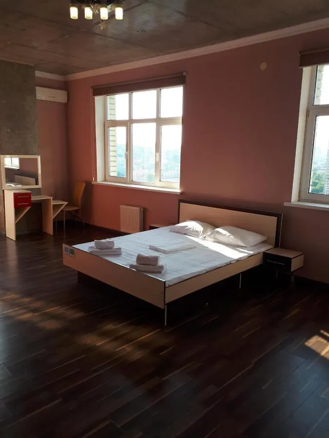 קייב Apartment Na Antonovicha 72