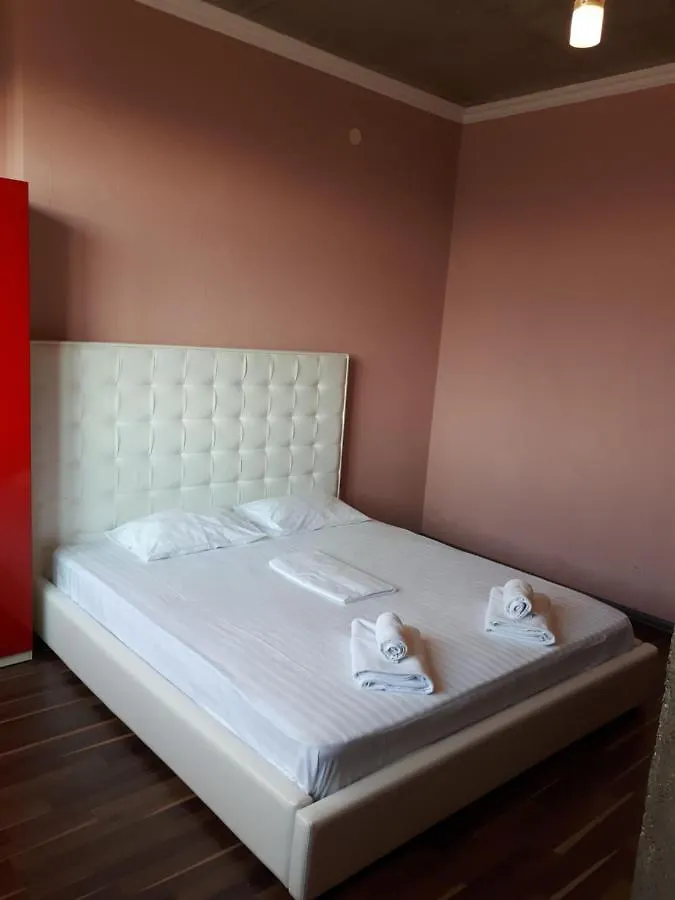 קייב Apartment Na Antonovicha 72