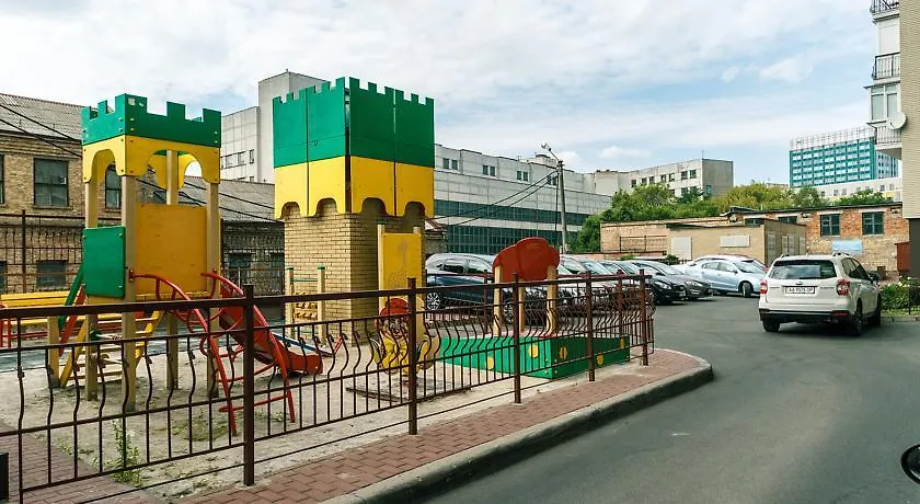 קייב Apartment Na Antonovicha 72