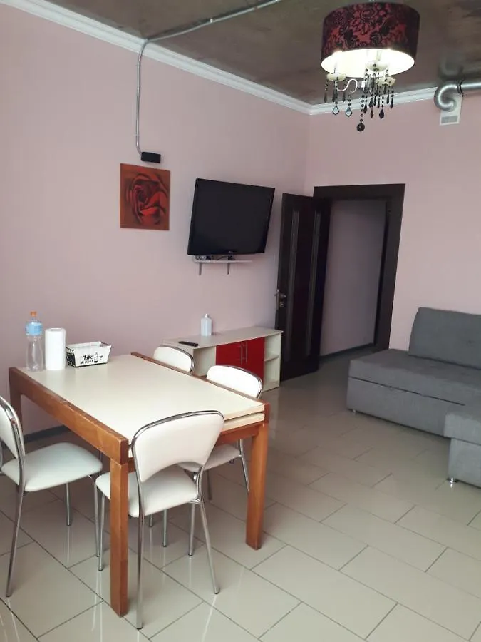 קייב Apartment Na Antonovicha 72